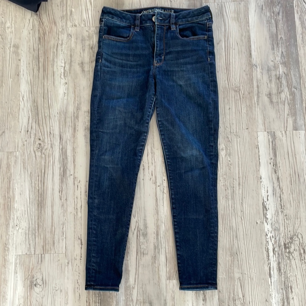 Womens American eagle jeans